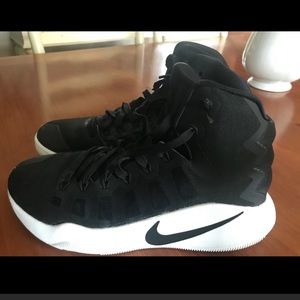 Women’s Hyperdunk Basketball Shoes